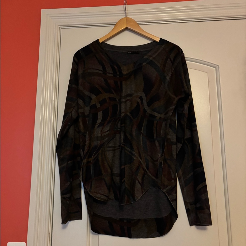 NALLY & MILLIE Women’s Medium Abstract Pattern Long Sleeve Top